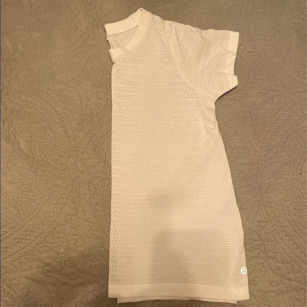 Lululemon top